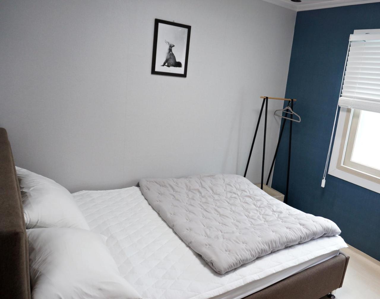Airport Guesthouse Busan Bagian luar foto